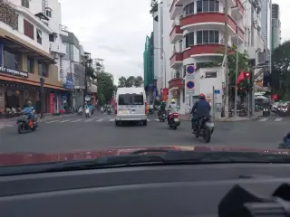 Tiệm nướng Độc Lập