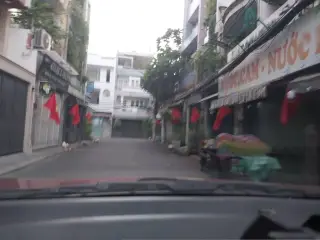 Nu Cuoi Vang Studio