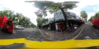 Thiết kế thời trang Thuận Huỳnh