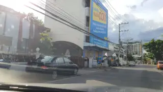 Ran Daeng Roti