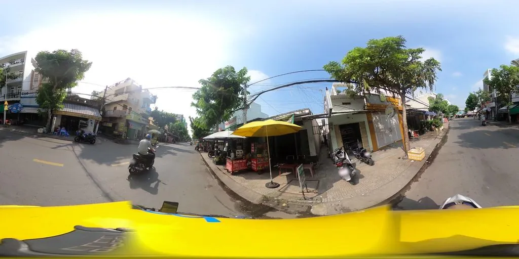 Quán cơm Lưu Luyến