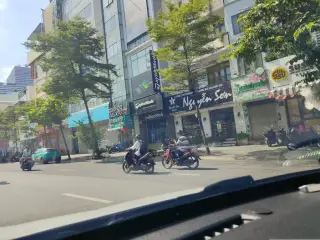 LUX STORE - Điện Thoại Chính Hãng Giá Rẻ.