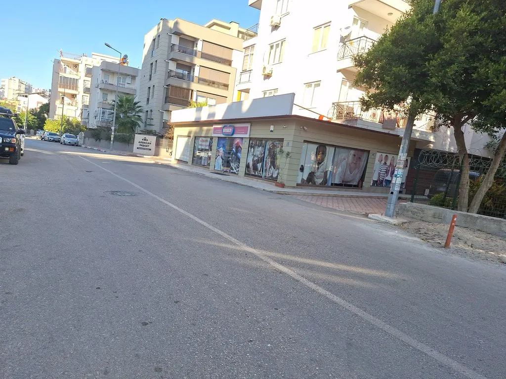 Mediha Şanlı Çağlayan Diş Kliniği