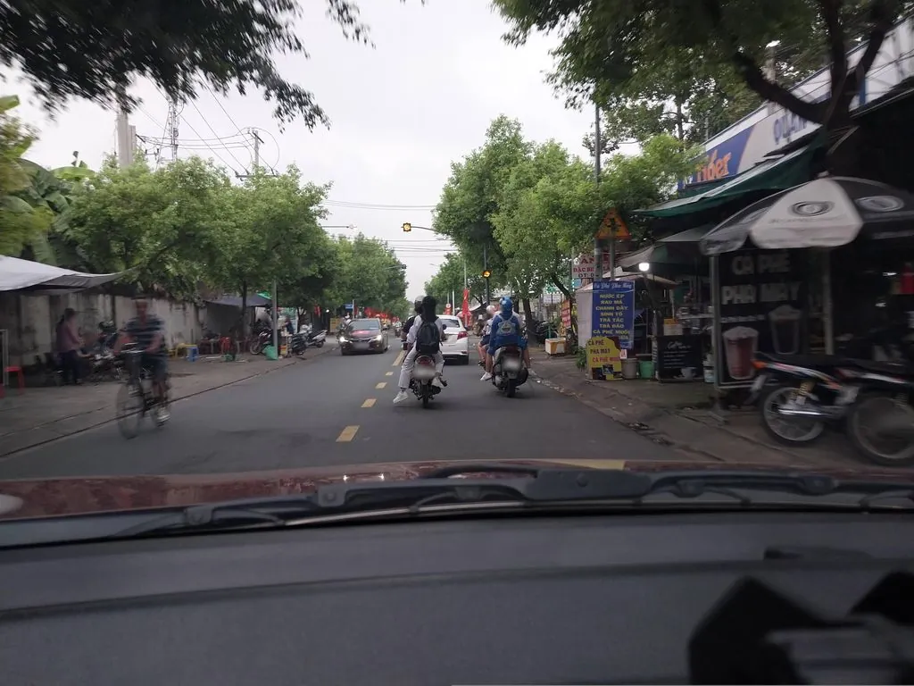 Ẩm Thực Tam Tuất Quán