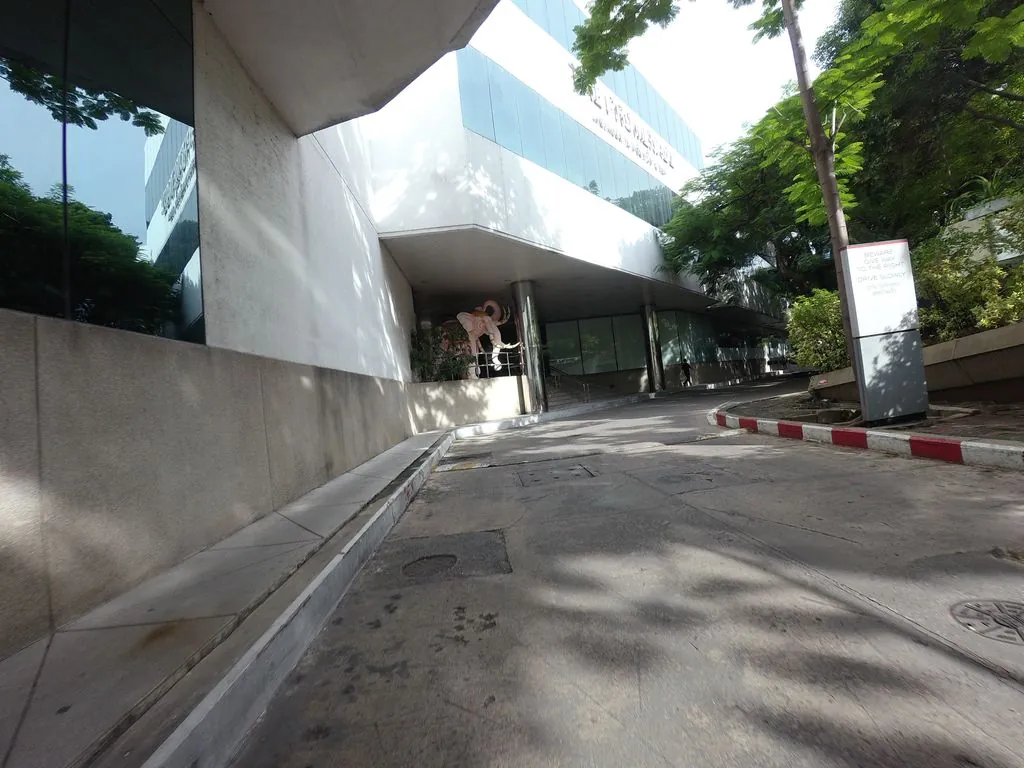 BDMS Wellness Clinic x Bioscor International raks'a phm rwng phm bang thnn withyu