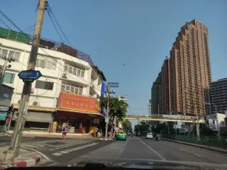 Mala Mahanakorn : hma lam ha nkhr ladphraw 1