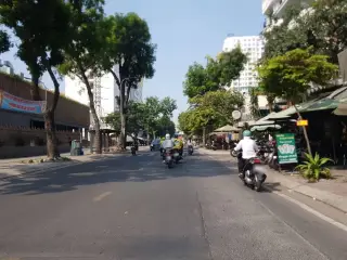 Cà Phê Yến Nhi