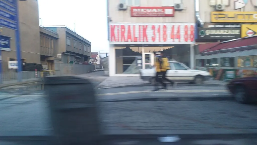 D M R  İŞ Ebiseleri Ve iş Güvenlik Malzemeleri