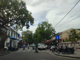 Nhà Sách Thăng Long