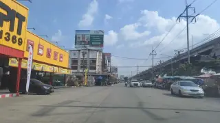 Ran Khawtm Rim Thang (Tm Ya Hw Pla Maekhkhor Rangsit)