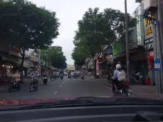 Tiệm vịt quay Phát Tài