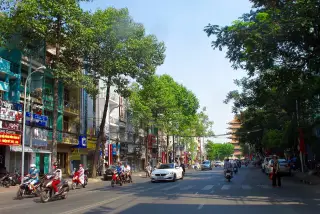 Cafe 573 - Lê Hồng Phong