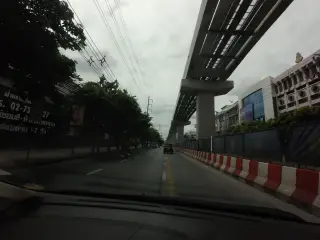 Thnakhar Krung Thiy