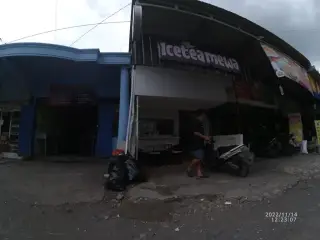 Bebek Ayam Goreng Rejeki