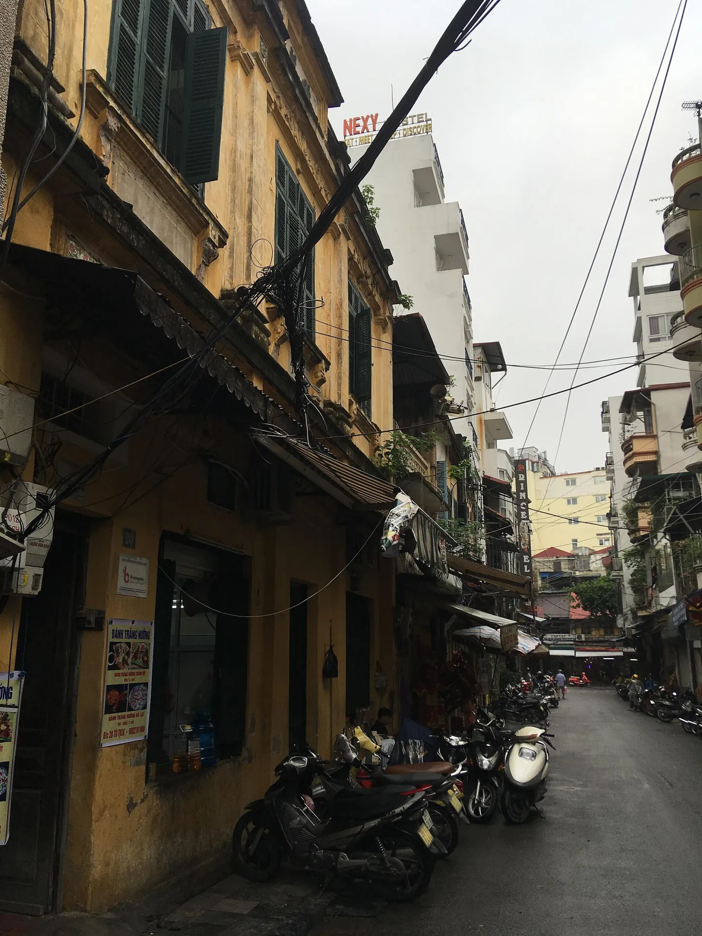 Green Palm Gallery - Hanoi Old Quarters