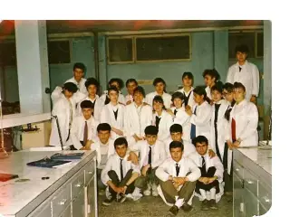 Mehmet Rüştü Uzel Kimya Meslek Lisesi