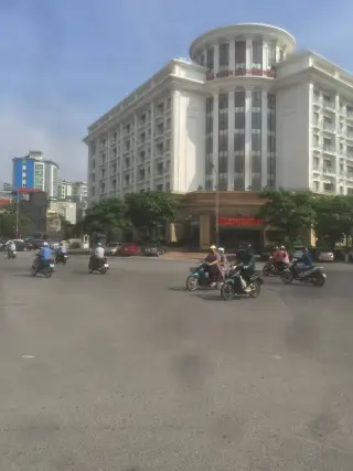 Trà Sữa Bumba Tây Hồ - 251s Thuỵ Khuê