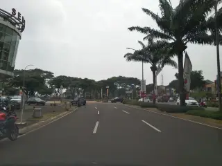 Rumah makan sinar