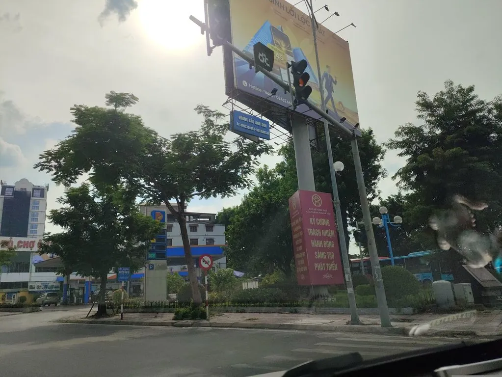 Apax English Nguyễn Sơn