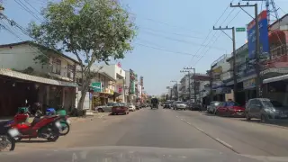Hola Coffee (Xo La Khxf Fi) Xudrthani