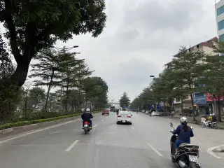 Cây Xăng Đường Láng