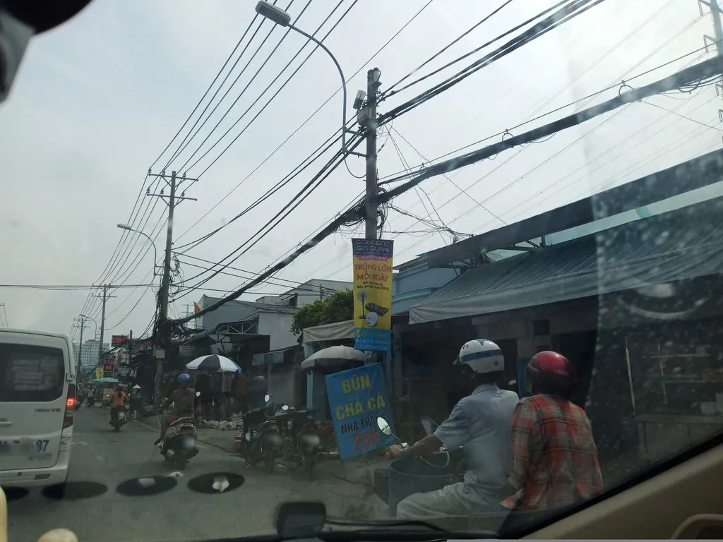 Gà Quay Cơm Lam Bánh Bao - Thiên Phúc