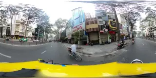 DE OBELLY Ba Tháng Hai