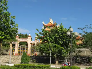 Chua Tinh Quang