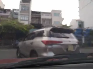 Tiệm Bì Cuộn Chị Ba