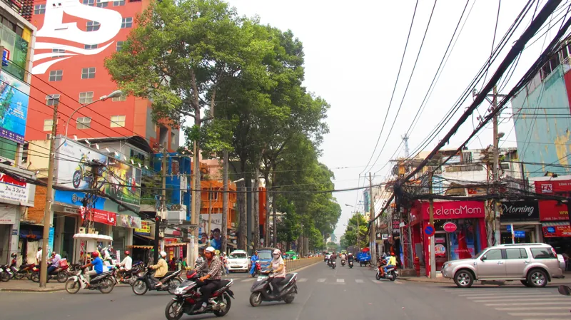 Nha Hang Com Nieu Com Dap Minh Phu