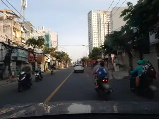 Bánh xèo tôm nhảy