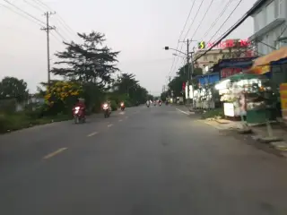 1992 Tân Túc