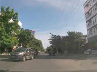 Thuê xe ô tô tự lái Đà Nẵng