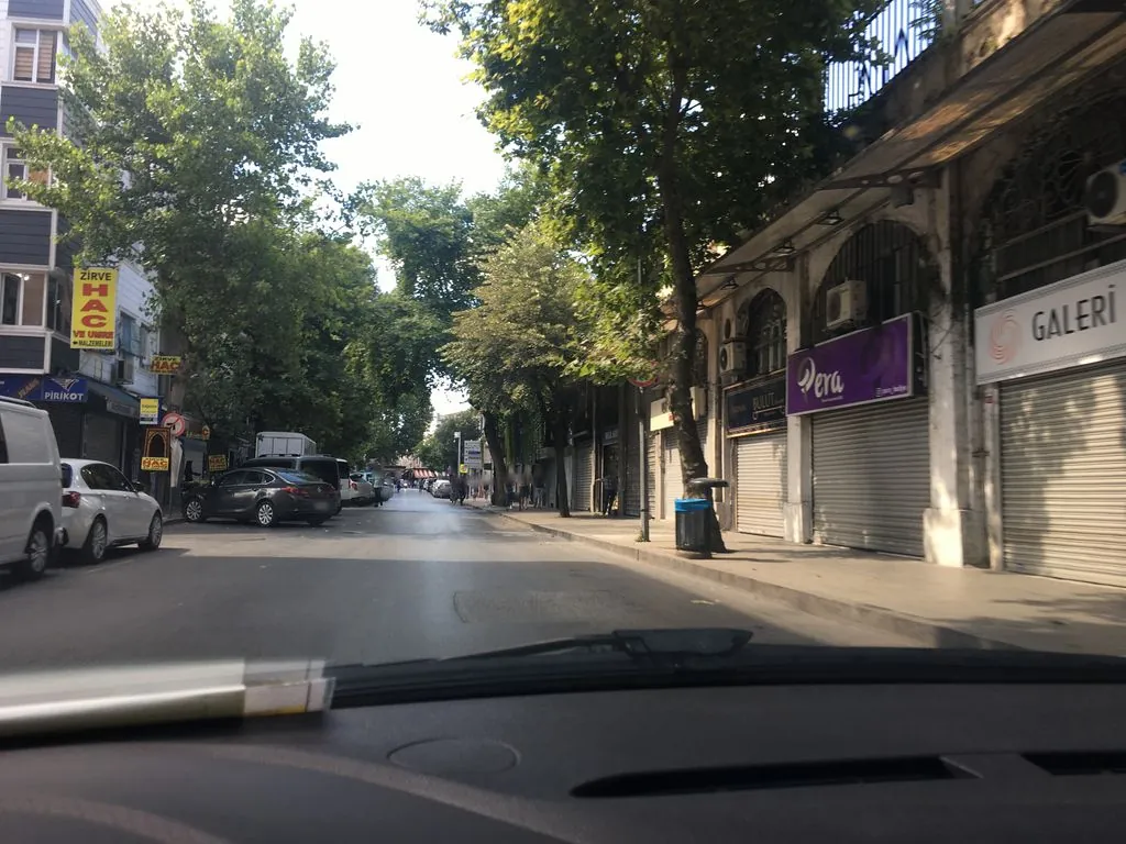 İSTANBUL BÜYÜKŞEHİR BELEDİYESİ OFİS
