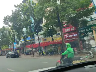 Quần Aó Thời Trang-Yến Mai