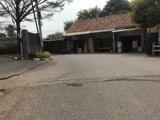 Lapangan Tenis Metro Permata