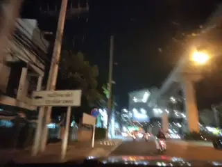 Laoyuan Charn Chaengwattana