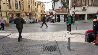 Costumen laleli