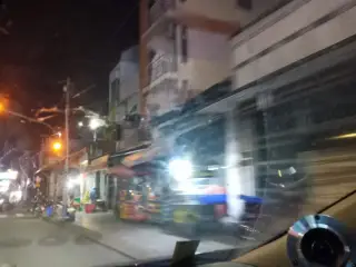 Cơm Sườn Bà Tư