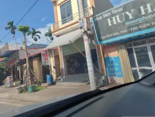 Cửa hàng Bào Thu