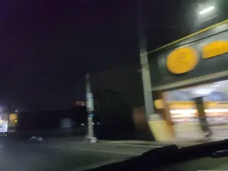 Quan Coffee Lyly