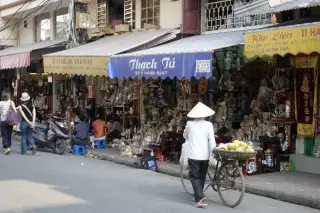 Cua Hang Khung Anh Tho Bai Vi Thinh Hanh