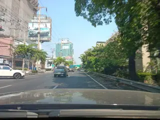 ma ceiy khlinik fang khem Little walk bangna