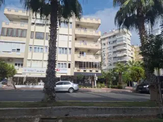 Serdar Zorlu Saç Tasarım