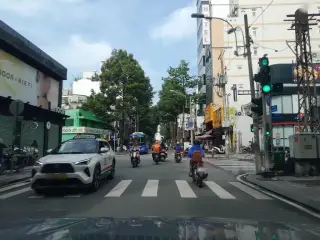 Mắt Kính NOON