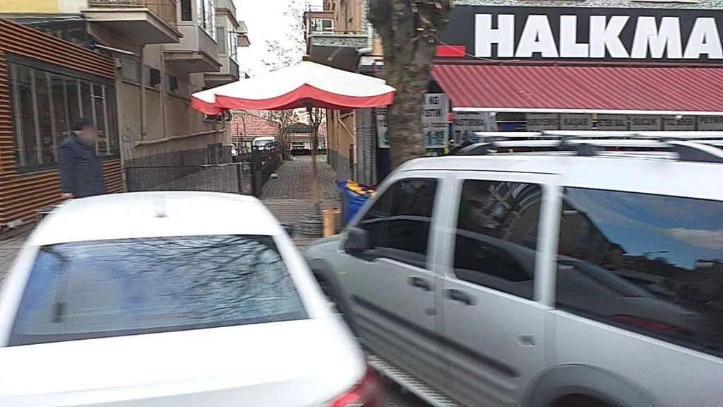Selvi Pastanesi