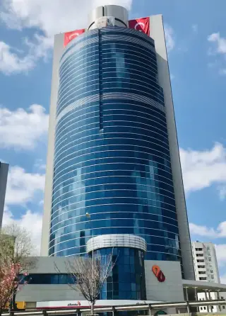 Türkiye İş Bankasi