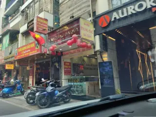 Tailor Cát