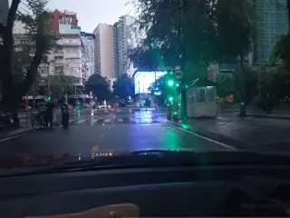 Bánh Mì Phố Đi Bộ