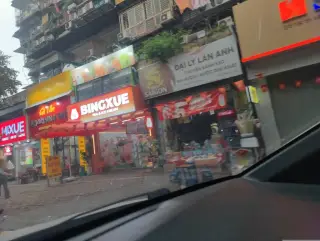Tiệm trà chanh Layla
